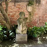 Casa de hóspedes Ca' De Le Capuzine