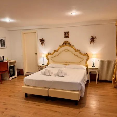 Ca' De Le Capuzine Guest house Venice