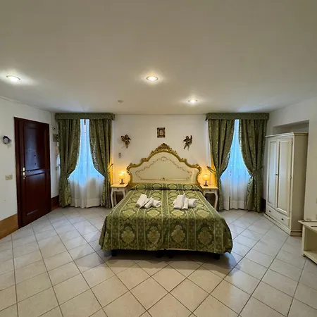 Ca' De Le Capuzine Guest house