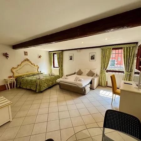 Ca' De Le Capuzine Guest house Venice