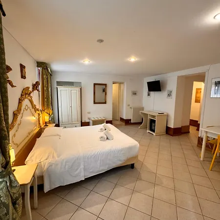 Ca' De Le Capuzine Guest house Venice