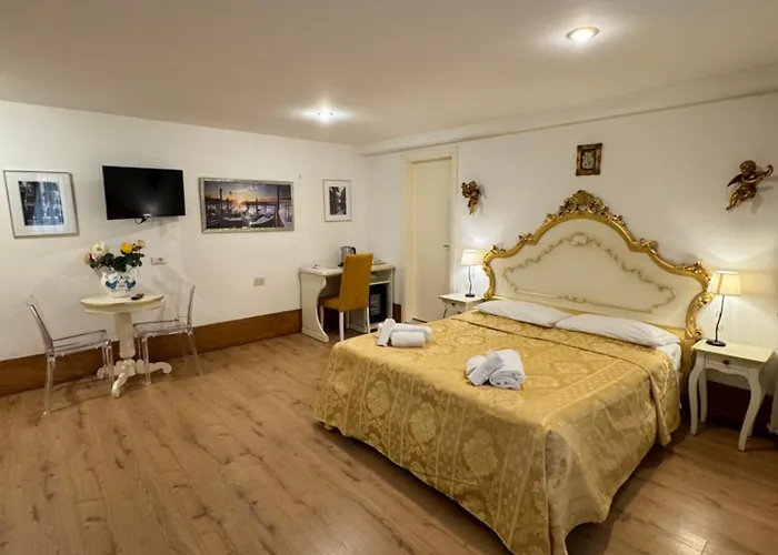 Affittacamere Ca' De Le Capuzine Venezia