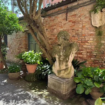 Ca' De Le Capuzine Casa de hóspedes *